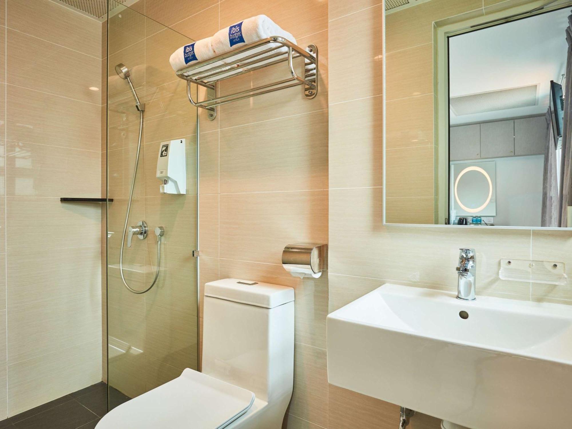 Ibis Budget Selegie Khách sạn Singapore